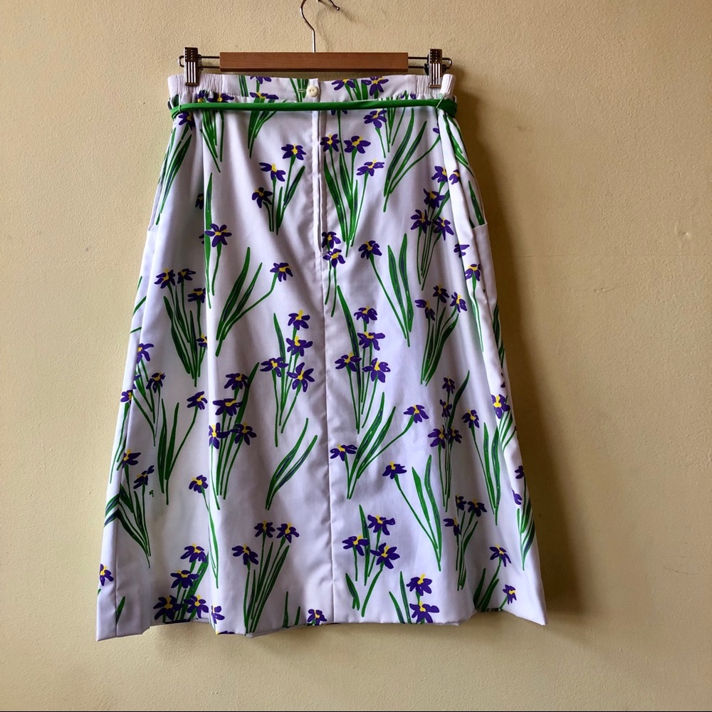 The vested gentress flower skirt cottagecore Vtg